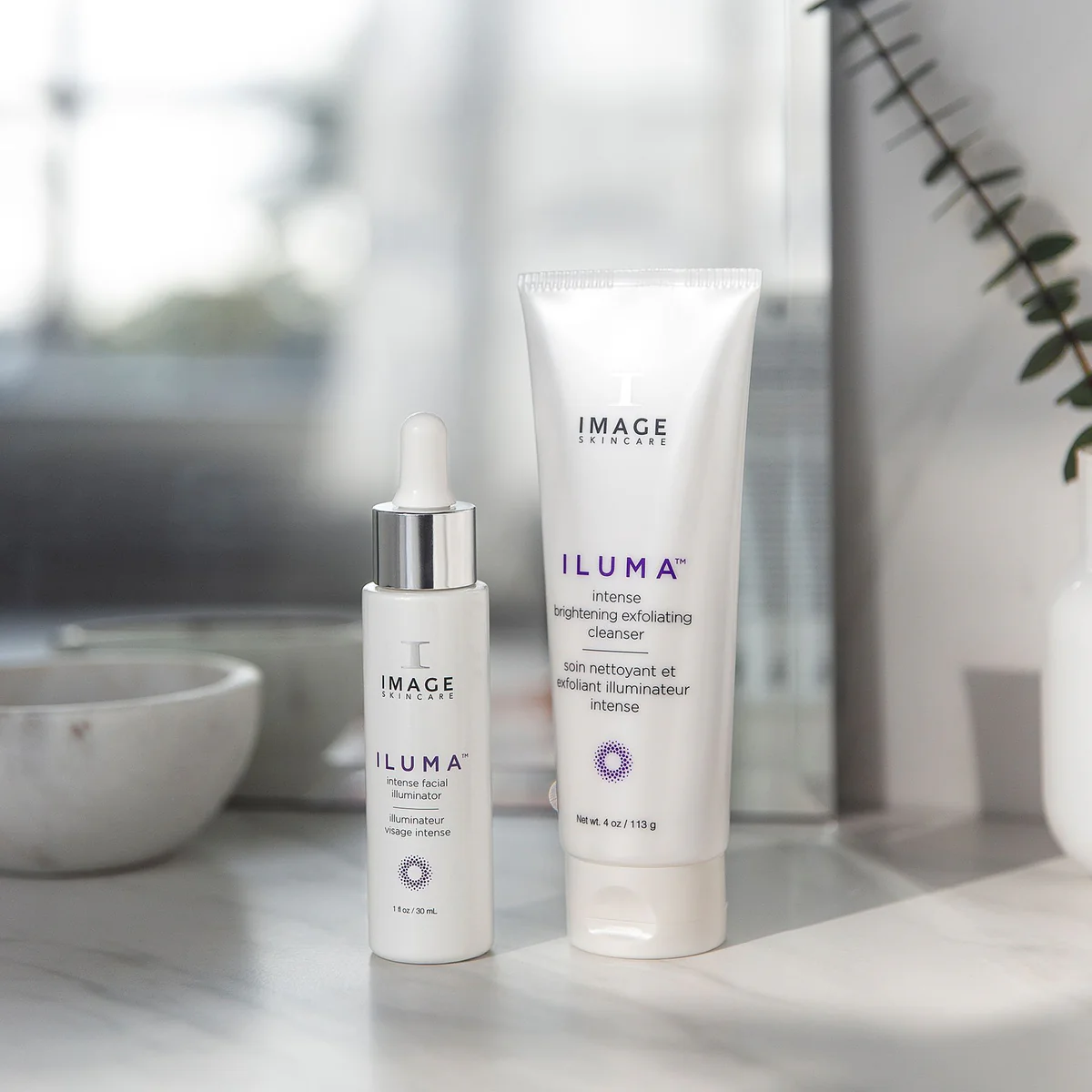 ILUMA-INTENSE-FACIAL-ILLUMINATOR-R04